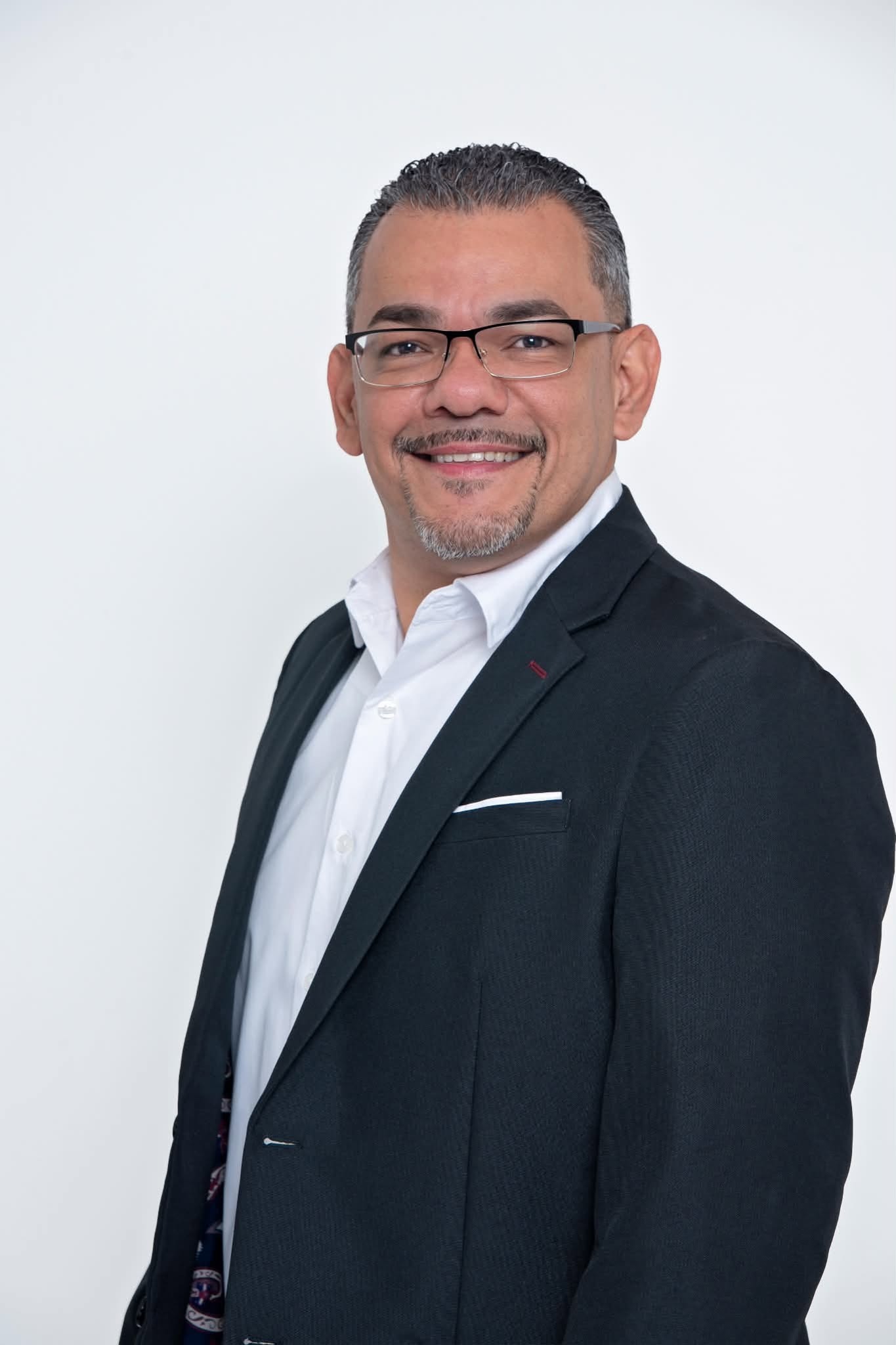 Julio Fernandez, Central Florida real estate agent